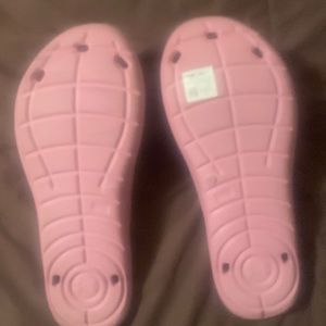 NWOT UA Women’s slides size 11.